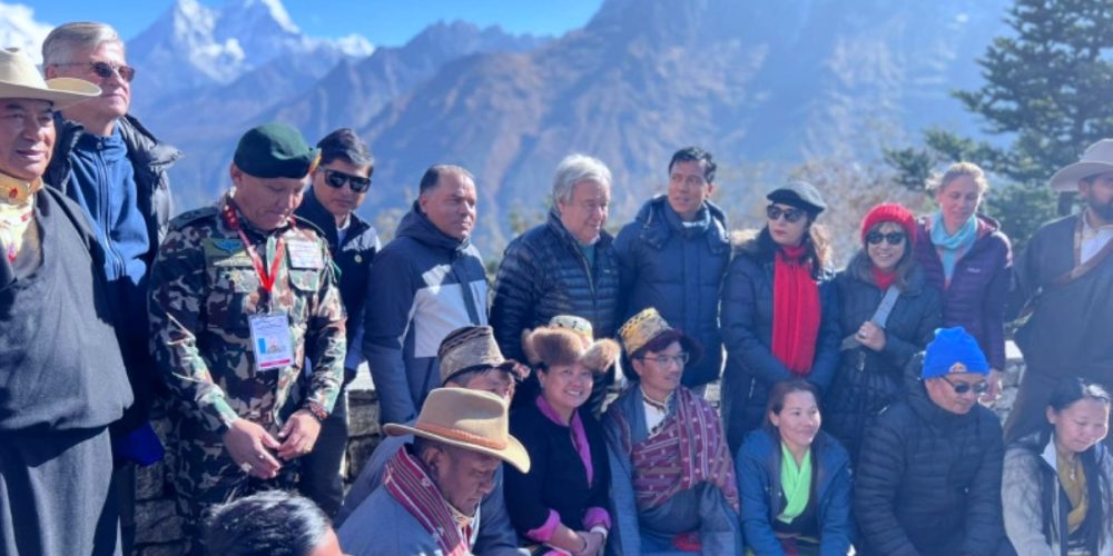 After reaching Khumbu the Secretary General of the United Nations took photos with the locals