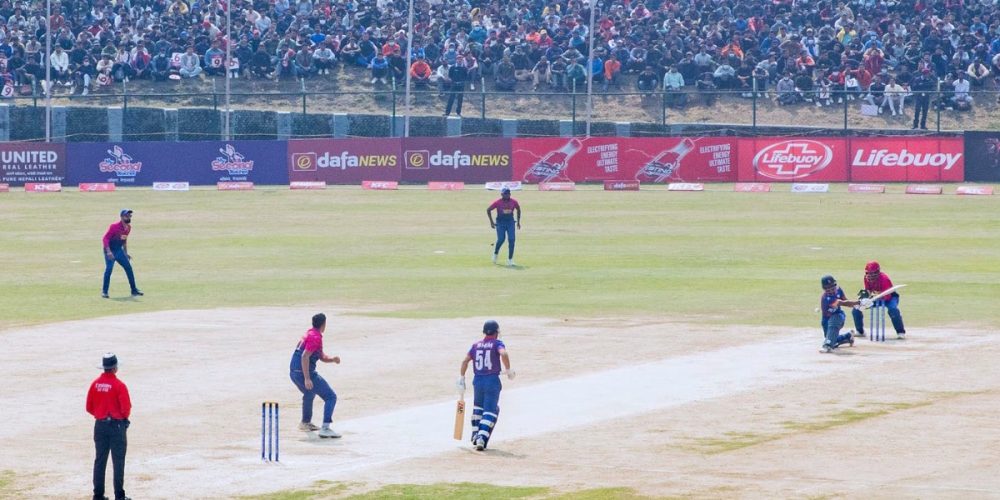 Fourth setback for Nepal against UAE, lost four wickets