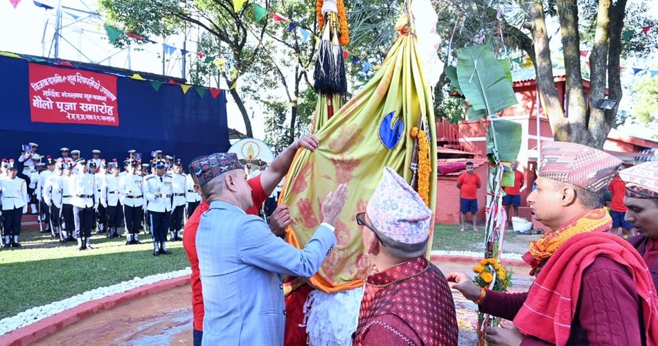 Inspector General of Police Basant Bahadur Kunwar performed Maulo Puja on Mahanavami (2)