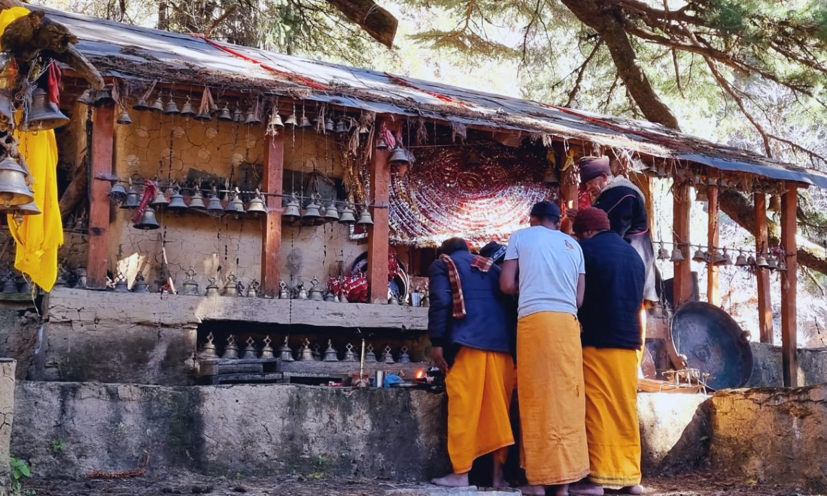 Strange Temple Where God is forbidden to see