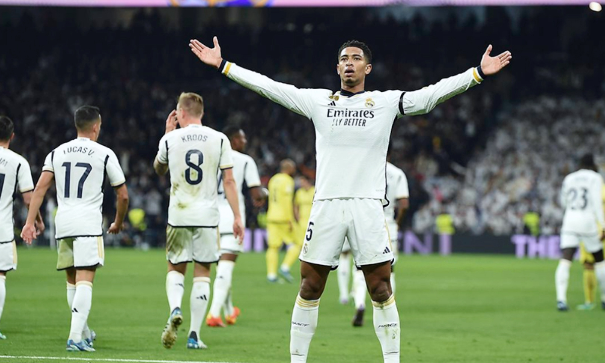 Real Madrid beat Villarreal to top spot