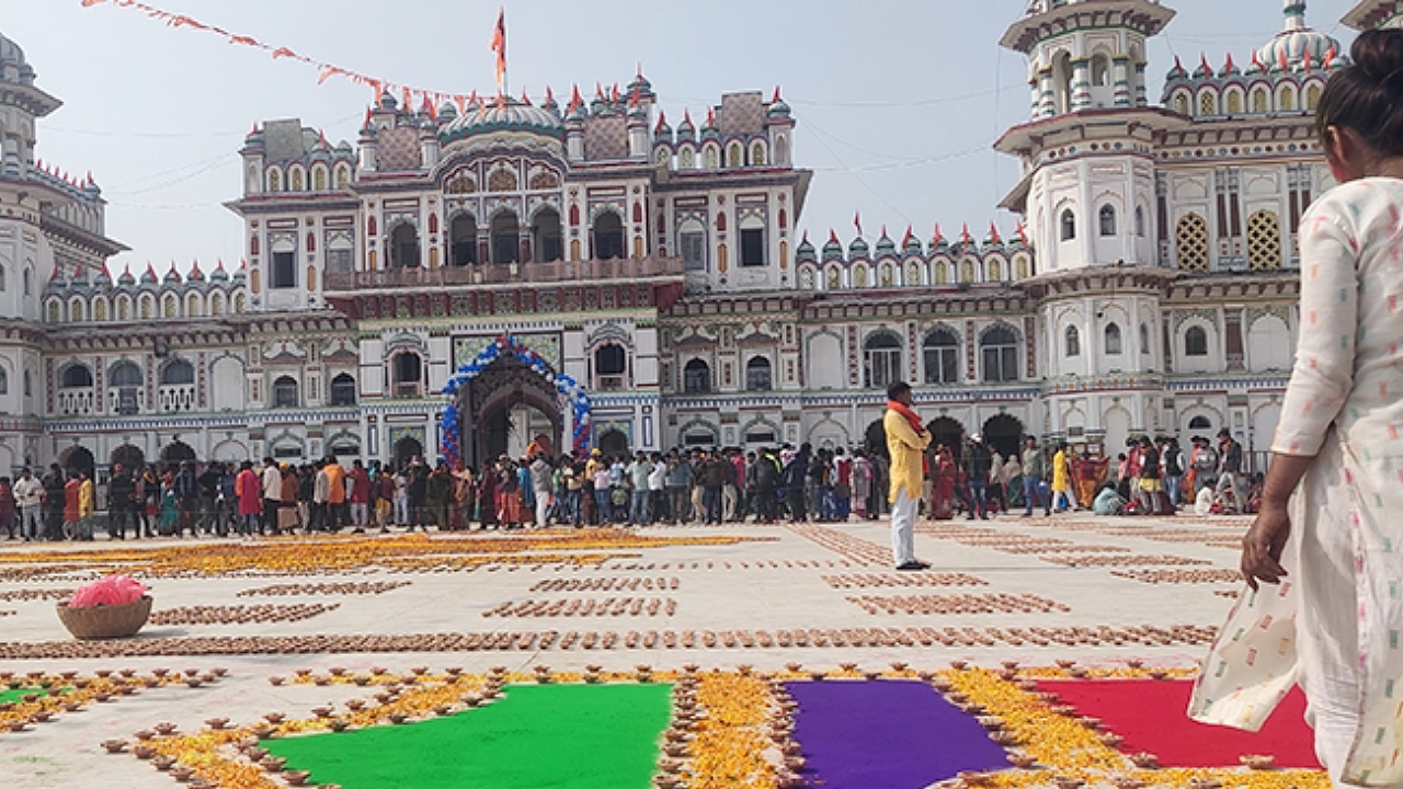 A quarter of a million lamps are being lit in the temple of Ram wife Janaki Mandir