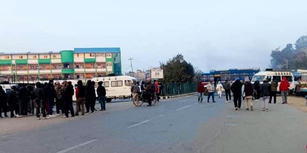 Clash between two transport companies in Surkhet, one injured