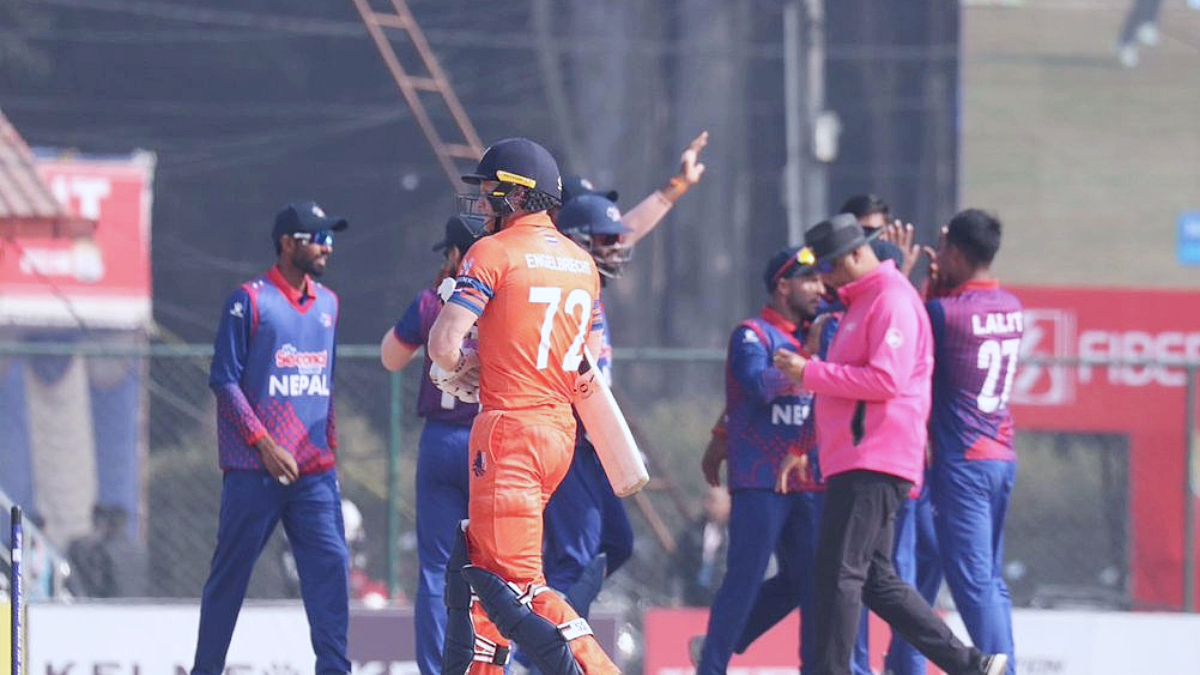 Nepal's pressure on Netherlands in Powerplay