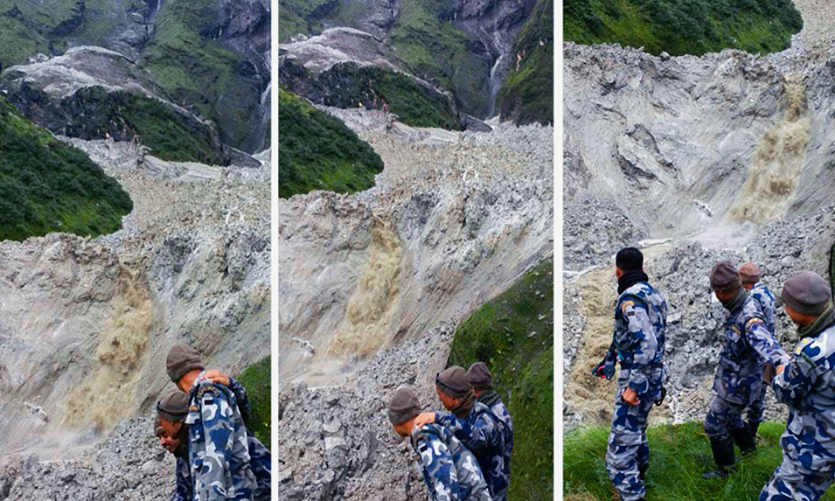 Terrible avalanche in Manapathi mountain