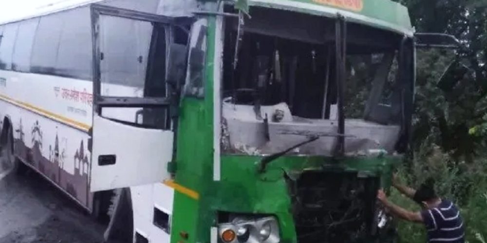 17 people died when a bus and a van collided in Hathras