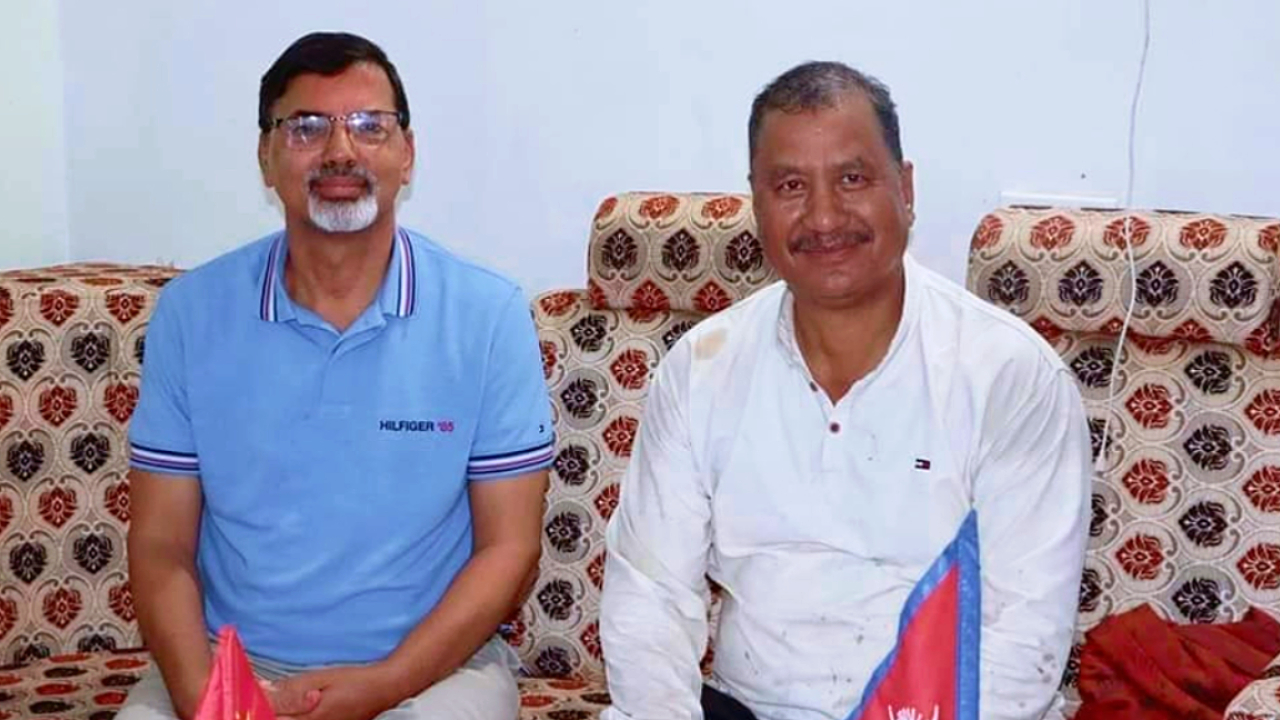 proposal to leave Prachanda's leadership of the Maoists caused waves in politics after the meeting with Janardan Biplab